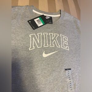 NIKE New Women T-Shirt size XL